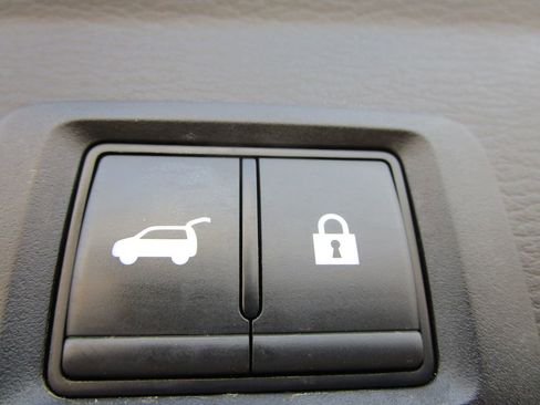 Used 2024 Mitsubishi Outlander SE image 14