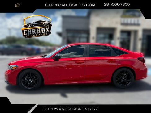 Used 2025 Honda Civic Sport image 2