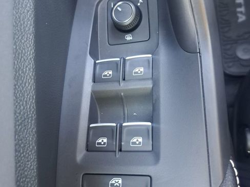 New 2026 Volkswagen Jetta SE image 18