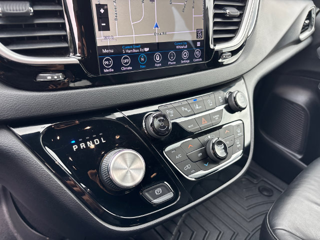 Used 2020 Chrysler Pacifica Touring-L Plus FWD image 24