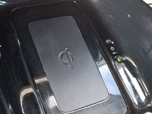 Used 2018 Toyota Prius Four Touring image 23