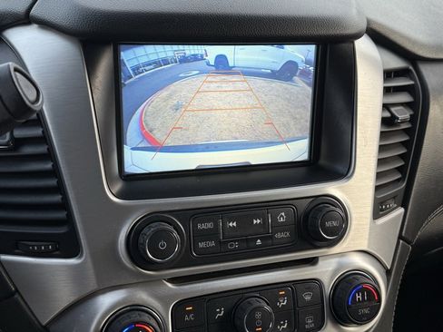 Used 2016 GMC Yukon XL SLE w/ Convenience Package image 16