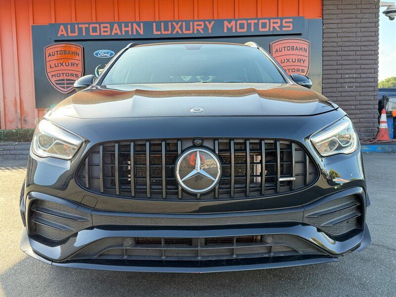 Used 2022 Mercedes-Benz GLA 35 AMG 4MATIC image 2