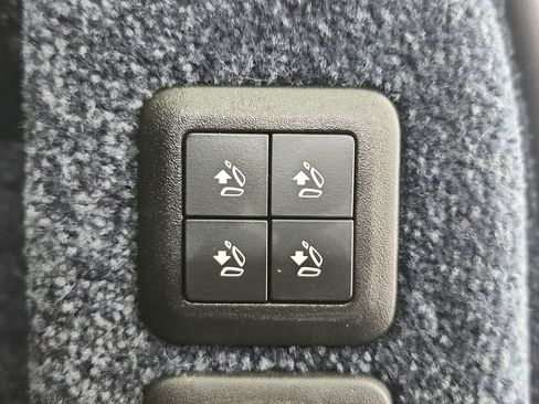 Used 2018 Land Rover Range Rover HSE AWD/4WD image 38