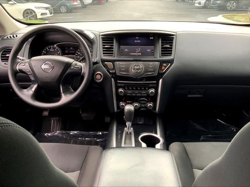 Used 2020 Nissan Pathfinder S FWD image 16