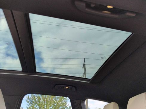 Certified 2023 BMW X1 xDrive28i w/ Premium Package image 23