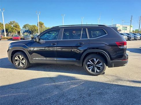 New 2026 Volkswagen Atlas SE image 5