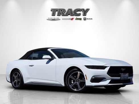 Used 2025 Ford Mustang Premium RWD image 2