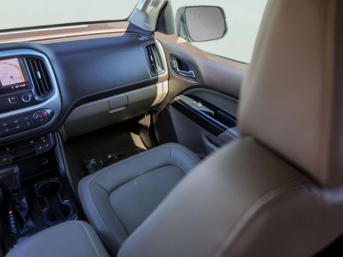 Used 2020 GMC Canyon SLT w/ Trailering Package image 30