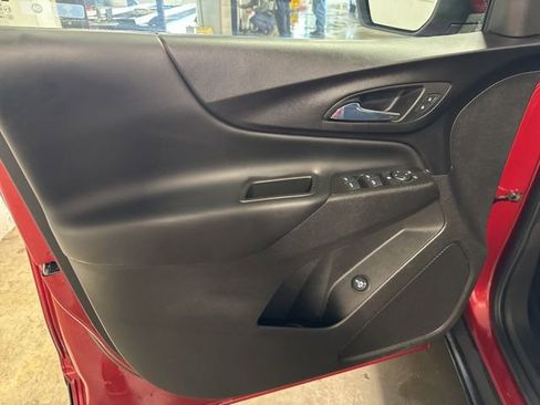 Used 2024 Chevrolet Equinox LT image 8
