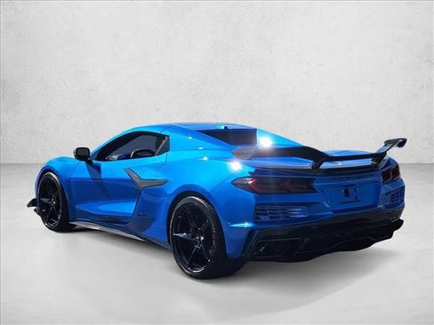 Used 2025 Chevrolet Corvette E-Ray w/ ZER Performance Package image 7