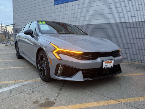 Used 2025 Kia K5 GT-Line w/ GT-Line Premium Package image 2