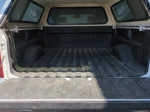 Used 2011 GMC Sierra 2500 SLT w/ SLT Convenience Package AWD/4WD image 16