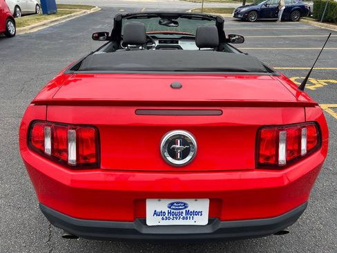 Used 2011 Ford Mustang Premium w/ 202A Rapid Spec Order Code RWD image 20