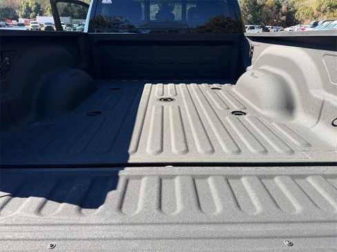 New 2025 RAM 2500 Limited image 30