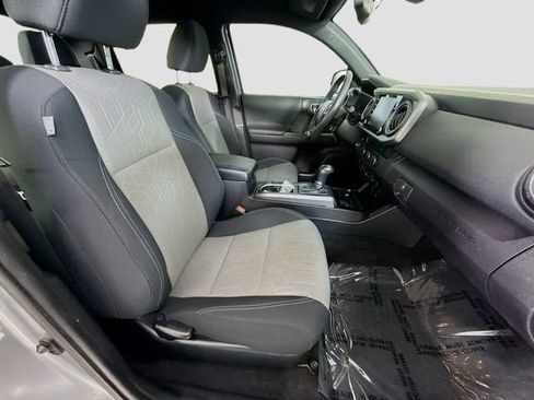 Certified 2021 Toyota Tacoma TRD Sport RWD image 25