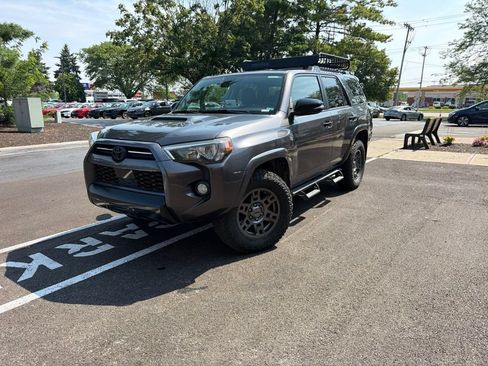 Used 2020 Toyota 4Runner Venture w/ Moonroof Package AWD/4WD image 1