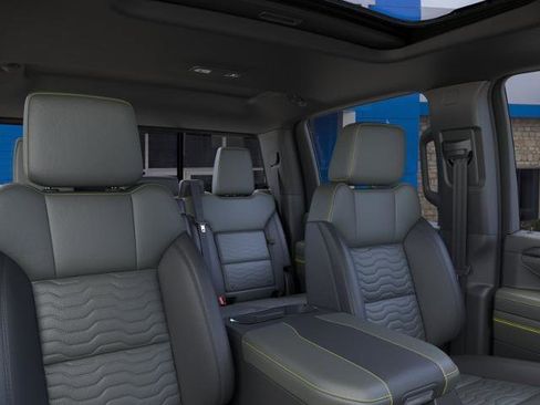 New 2026 Chevrolet Silverado 2500 ZR2 AWD/4WD image 49