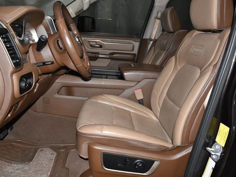 Used 2019 RAM 1500 Laramie Longhorn image 13