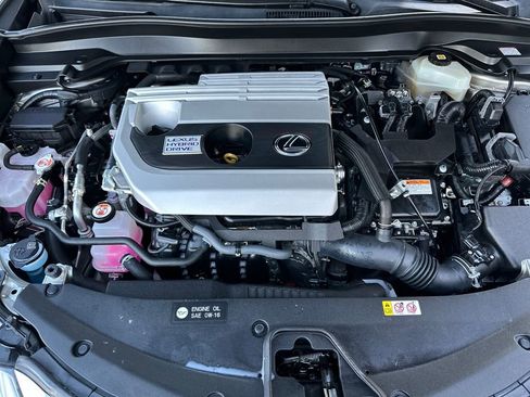 Used 2021 Lexus UX 250h image 28