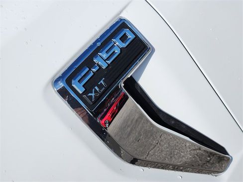 Used 2022 Ford F150 XLT image 12