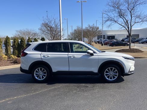 Used 2025 Honda CR-V EX-L image 11