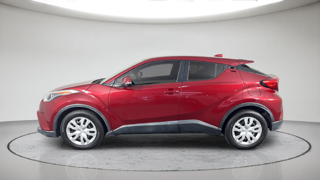 Used 2019 Toyota C-HR LE FWD image 12
