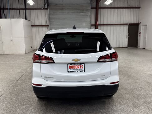 Used 2024 Chevrolet Equinox LS w/ LS Convenience Package image 19
