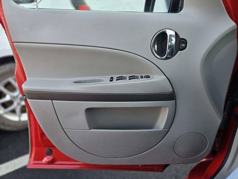 Used 2009 Chevrolet HHR LT w/ LT Preferred Equipment Group image 33