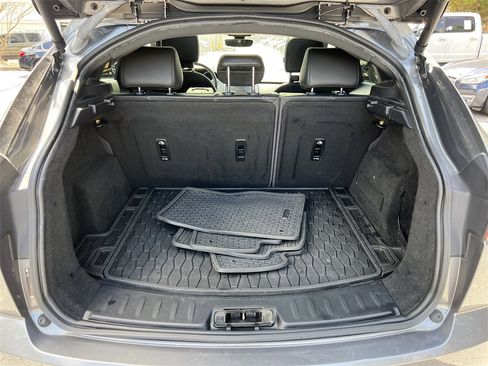 Used 2020 Jaguar E-PACE image 5
