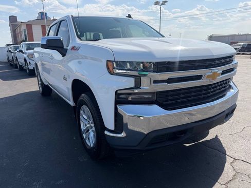 Used 2020 Chevrolet Silverado 1500 LT w/ Texas Edition AWD/4WD image 5