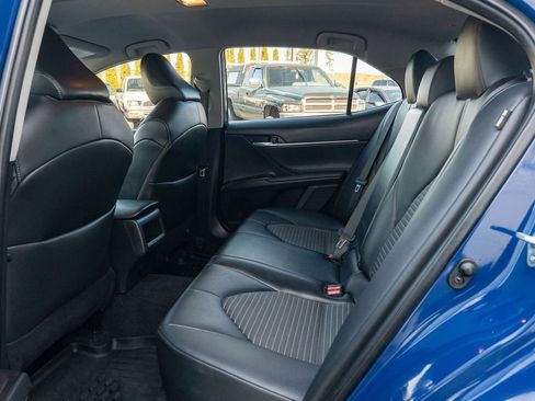 Used 2023 Toyota Camry SE AWD/4WD image 9