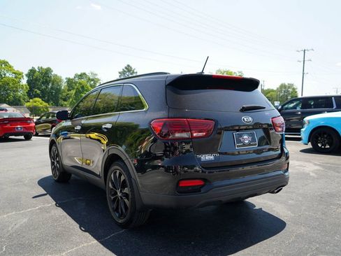 Used 2020 Kia Sorento S FWD image 3