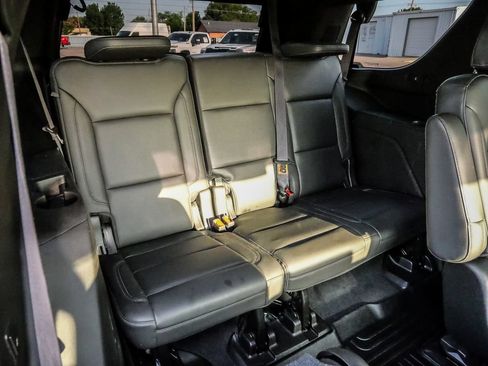 Used 2021 Chevrolet Tahoe LT w/ LT Signature Package RWD image 25