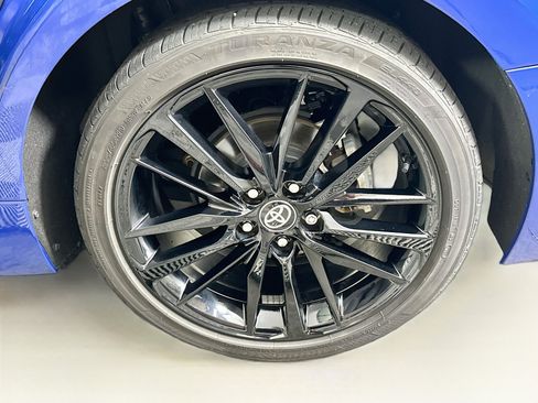 Used 2024 Toyota Camry XSE FWD image 11