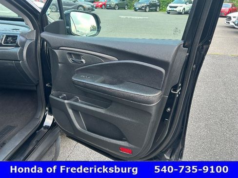Used 2023 Honda Ridgeline Sport image 14