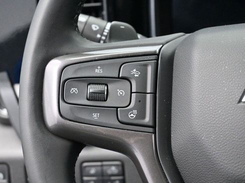 Used 2025 Chevrolet Silverado 1500 ZR2 w/ Technology Package image 18