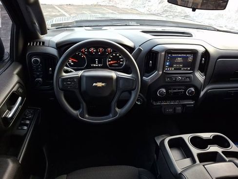 Used 2022 Chevrolet Silverado 1500 Custom image 12