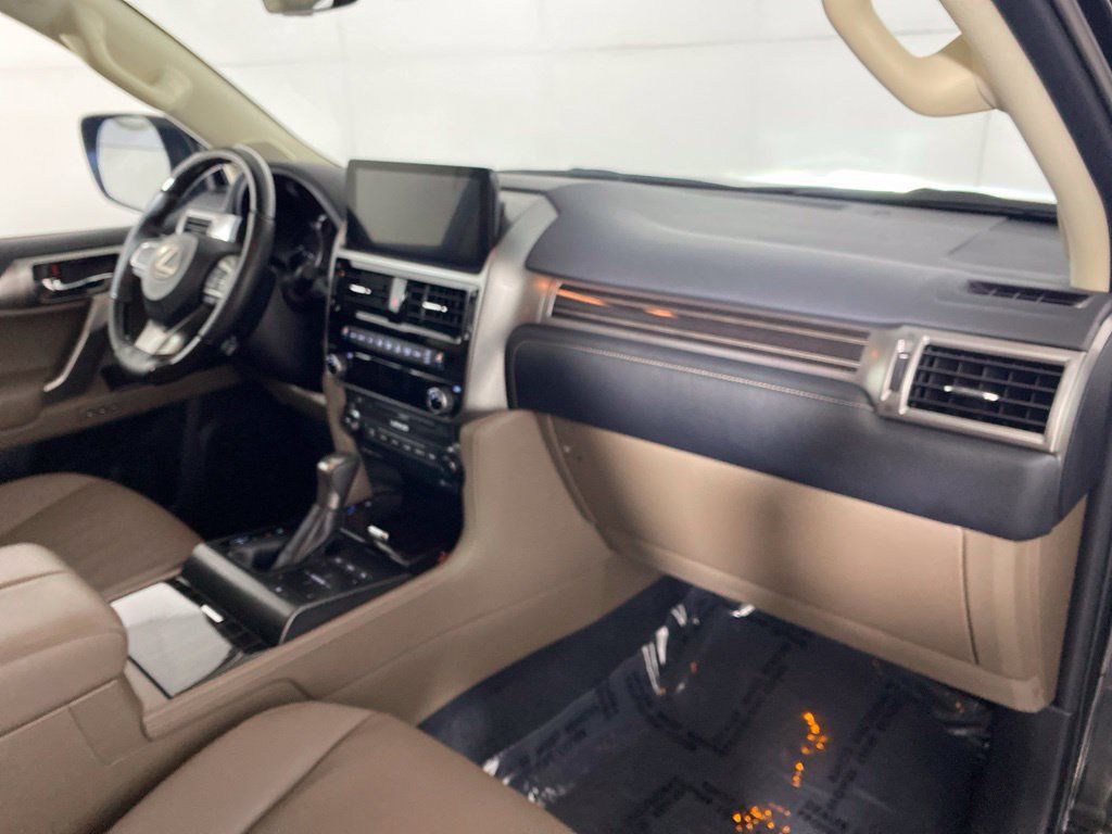 Used 2023 Lexus GX 460 Premium w/ Premium Package AWD/4WD image 32