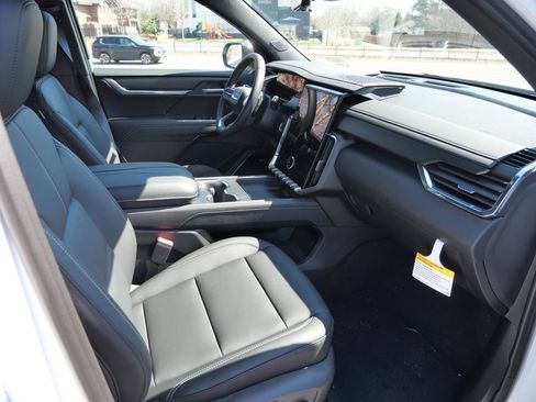 New 2026 GMC Acadia Elevation w/ Black Edition AWD/4WD image 23