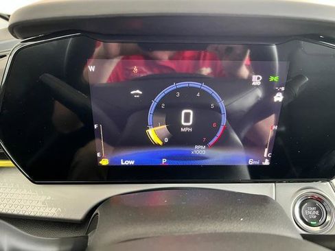 New 2025 Chevrolet Trax LT w/ Sunroof Package image 20