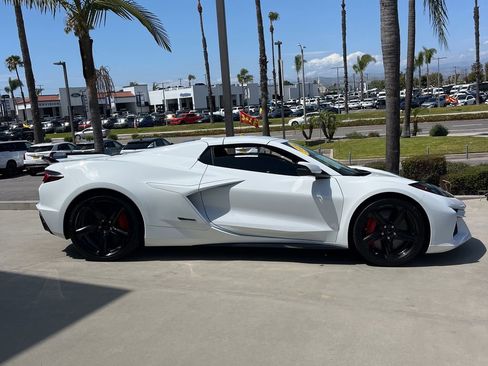 Used 2024 Chevrolet Corvette E-Ray w/ ZER Performance Package AWD/4WD image 5