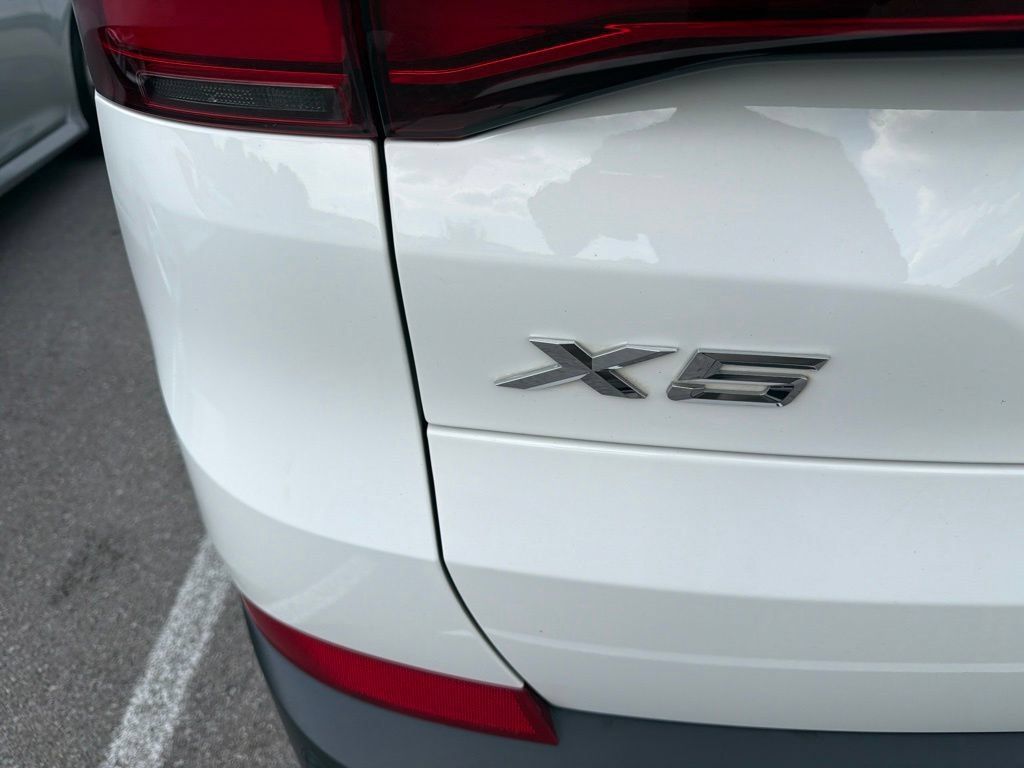 Used 2020 BMW X5 xDrive40i w/ Premium Package AWD/4WD image 8