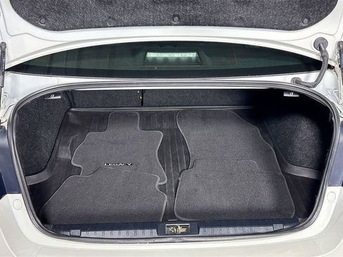 Used 2017 Subaru Legacy 2.5i Premium image 22