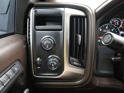 Used 2017 Chevrolet Silverado 1500 LTZ Z71 w/ LTZ Plus Package image 27