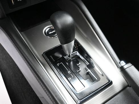 Used 2023 Mitsubishi Outlander Sport ES AWD/4WD image 17