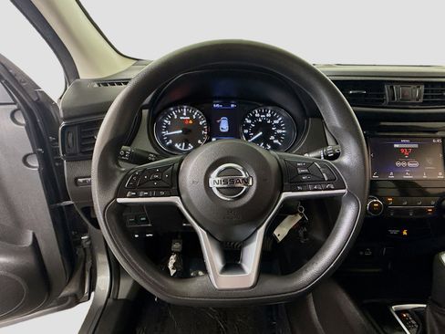 Used 2020 Nissan Rogue Sport S w/ Appearance Package FWD image 13