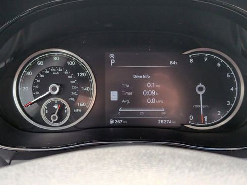 Used 2025 Genesis GV70 2.5T AWD/4WD image 17