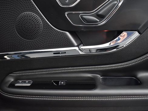 Used 2023 Lincoln Corsair Reserve w/ Equipment Group 201A image 31