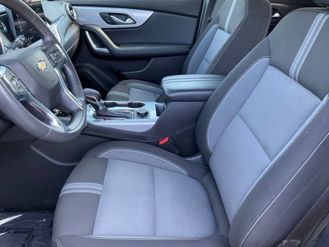 Used 2024 Chevrolet Blazer LT w/ Convenience Package FWD image 5